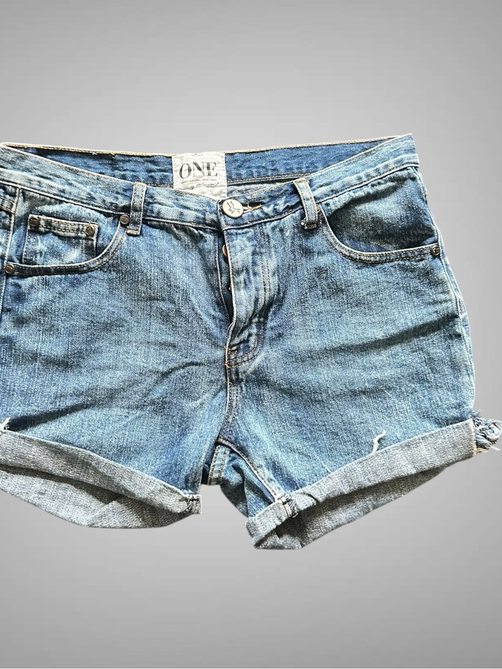 One Teaspoon‎ Light Blue Denim Roll-Cuff Shorts Chargers size 28 waist